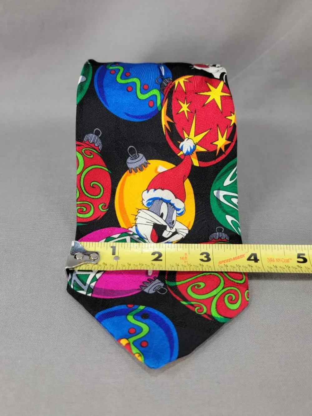 Looney Tunes Mania pre owned